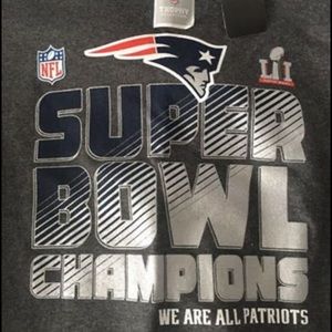 NWT patriots super bowl champions shirt (kids)